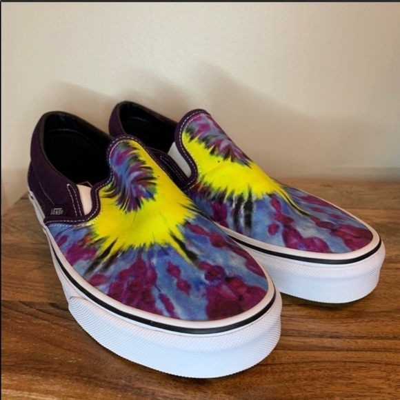 vans old skool misterio tie dye skate shoes
